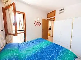 Dimora Simius Hotel *